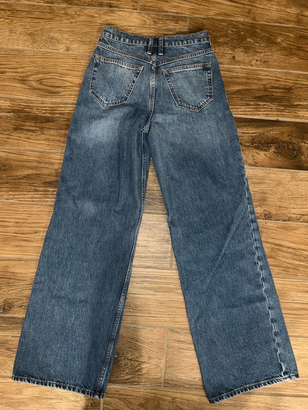 FRAME Le High 'N' Tight Wide Leg jeans in Stearnlee - Picture 3 of 5